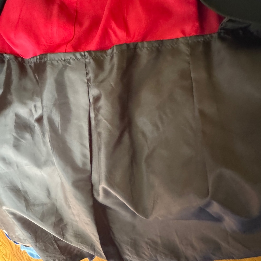 Versions by L Black Wool Blazer with Black and Red Lower Lining Options - Picture 8 of 12